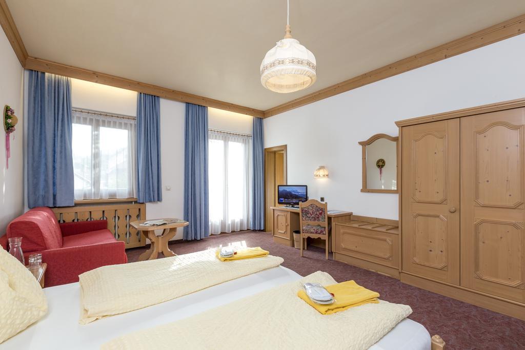 Landhotel Tharerwirt Olang Exterior photo